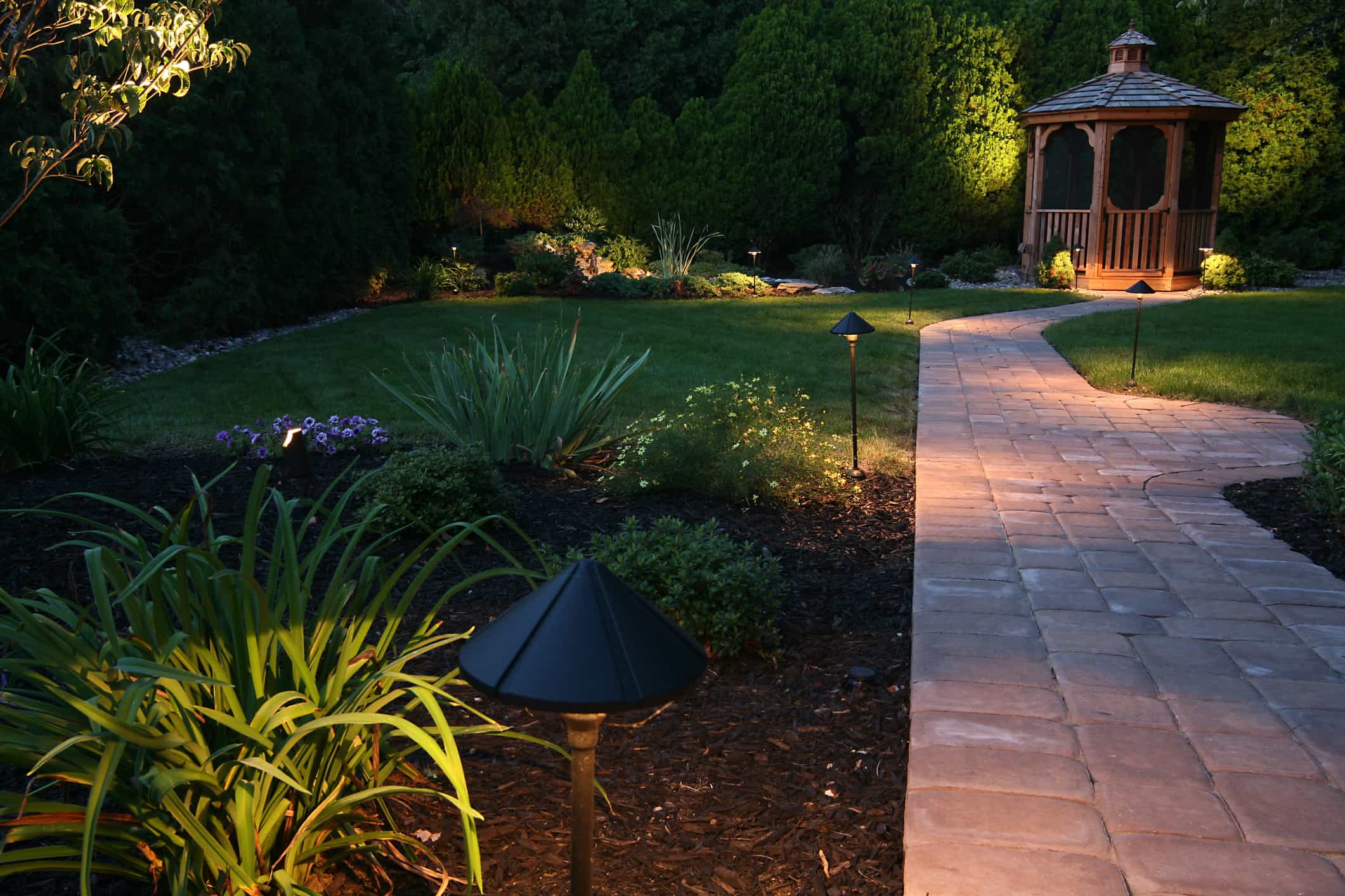 outdoor-lighting